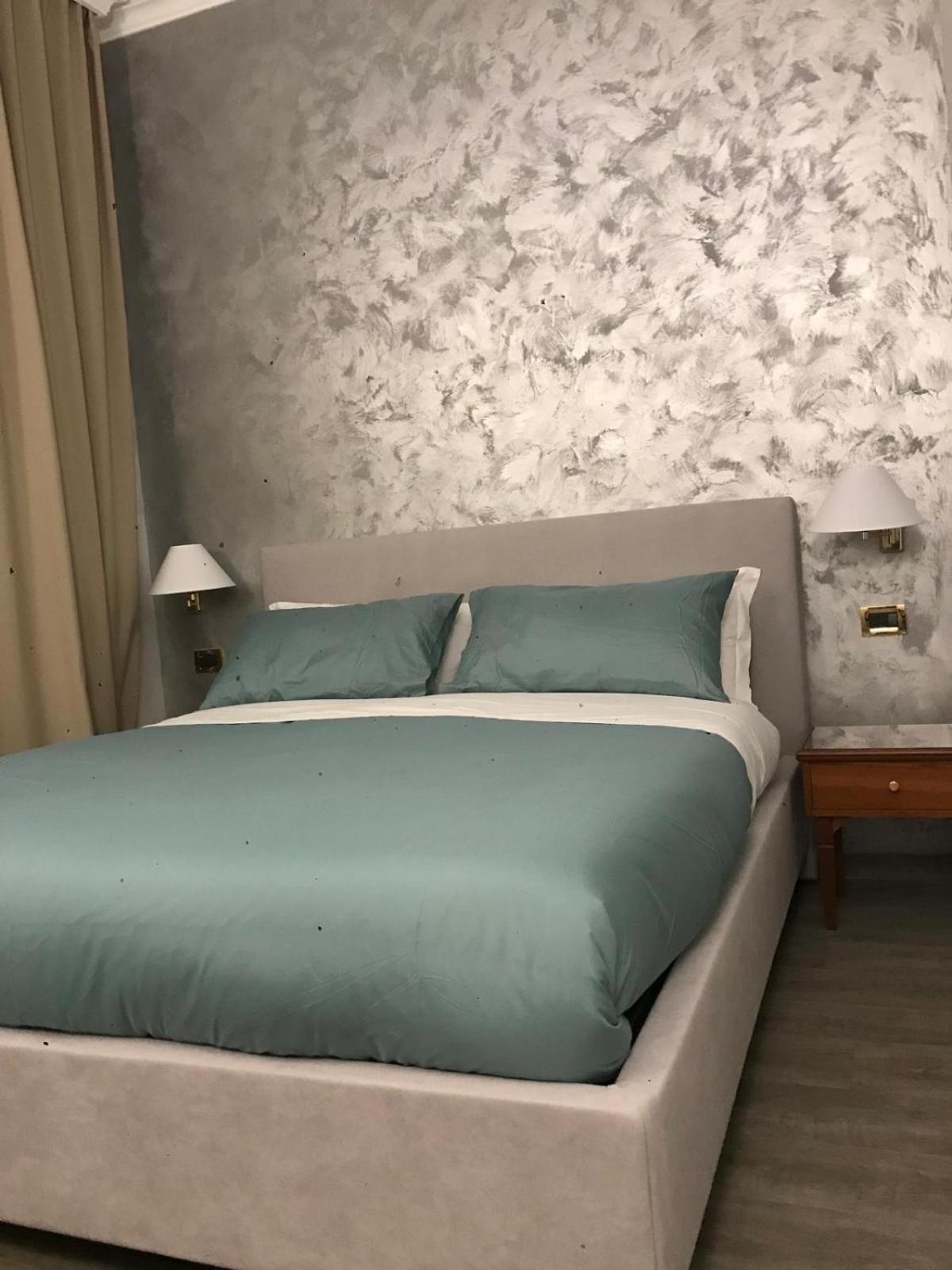 Sandel Giubileo 2* Rom